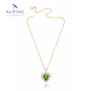 Gargantilla de Corazón Con Corconia Verde 40 cms