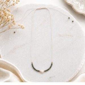 Collar de  de piedra  natural con Miyuki, varios diseños - BLANCO CON PERLAS VERDE ESMERALDA