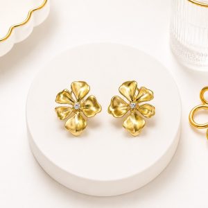 Zarcillos de  Flor Oro Laminado  18k Viennios cierre de Omega